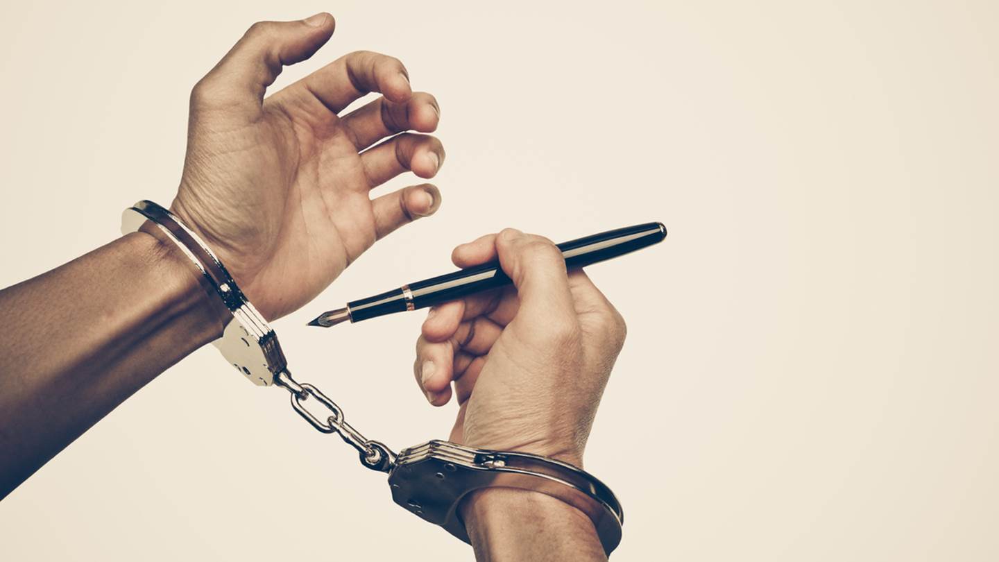 Η κοινωνία των πολιτών φιμώνεται, σύμφωνα με τη Διεθνή Αμνηστία