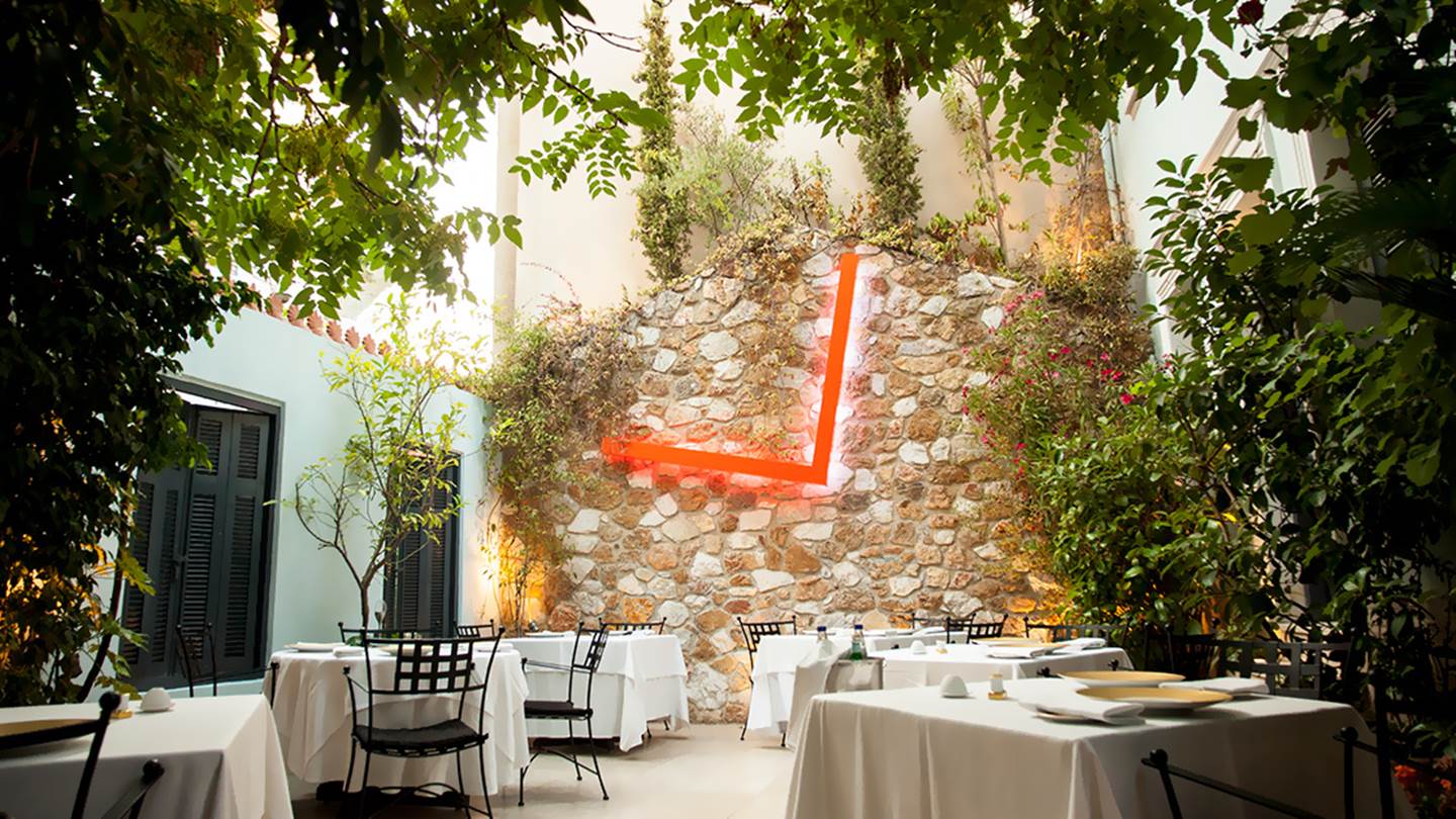 Η Σπονδή υποδέχεται την άνοιξη με ένα νέο Spondi Hommage