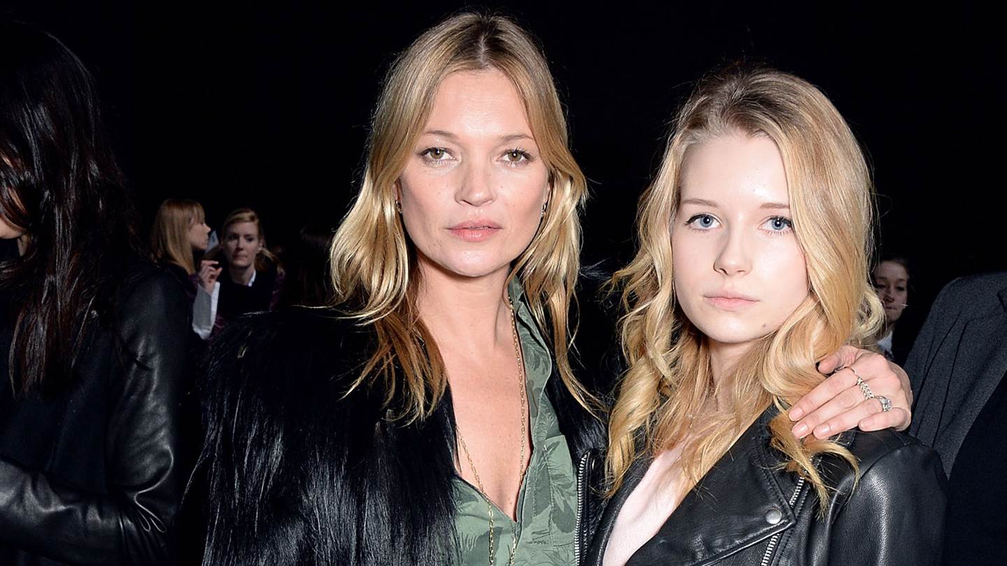 Lottie Moss, στα βήματα της μεγάλης αδερφής