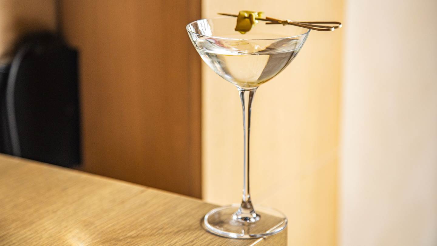 Πώς το gin έγινε το ποτό της εποχής μας