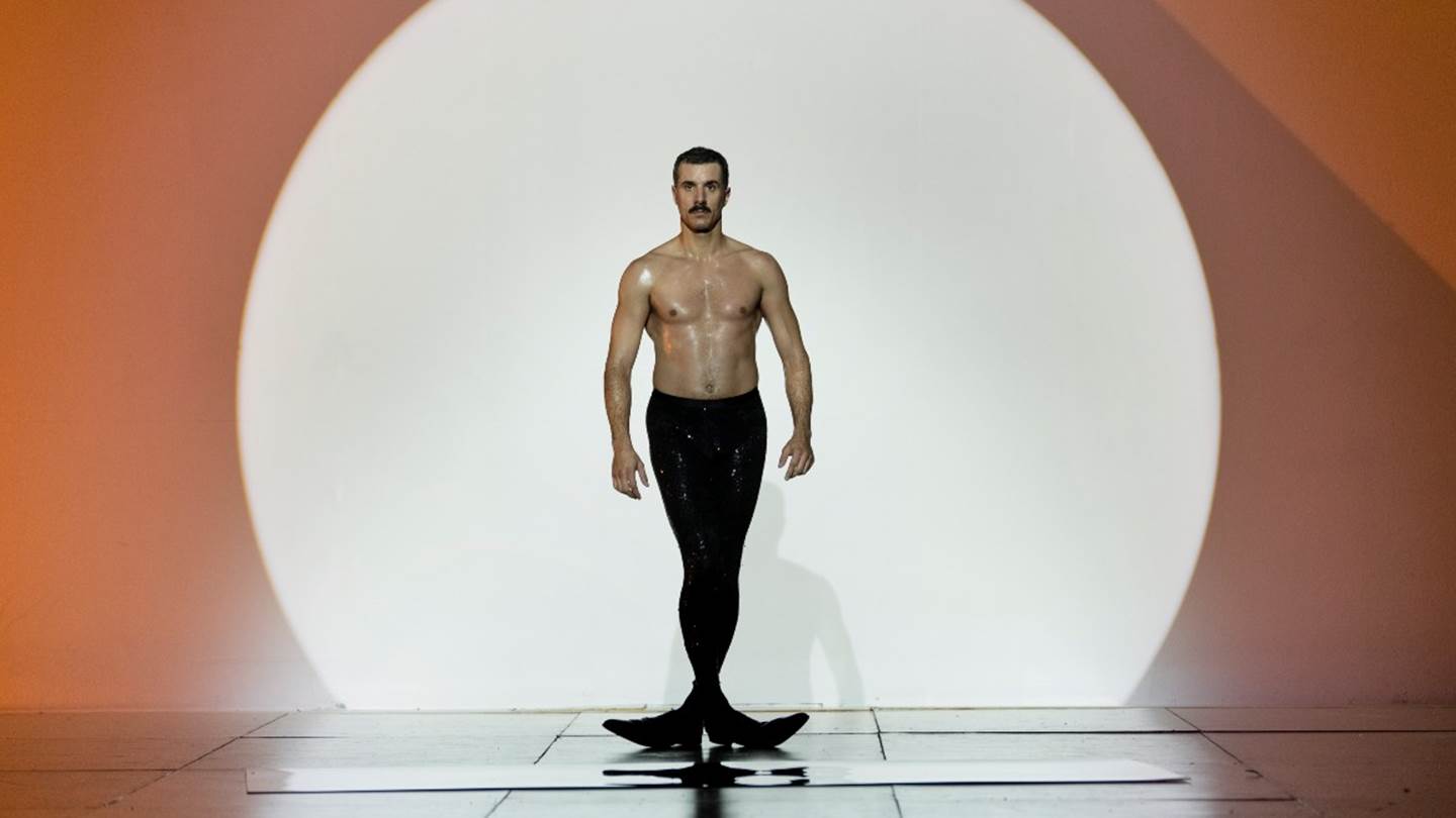 Μία ματιά στον 'Εγκάρσιο Προσανατολισμό' του Δημήτρη Παπαϊωάννου