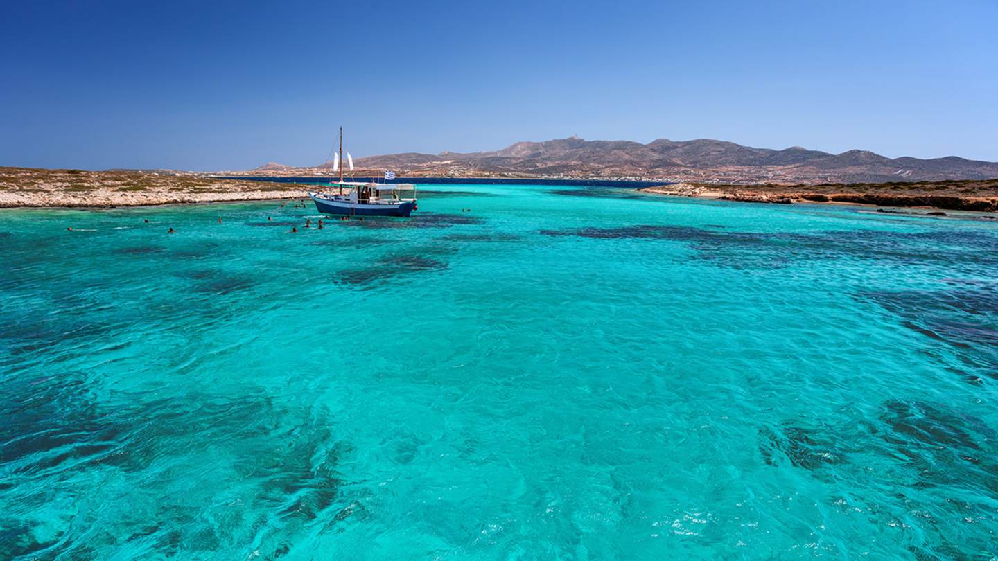 Στην Αντίπαρο θα επιστρέφεις ξανά και ξανά