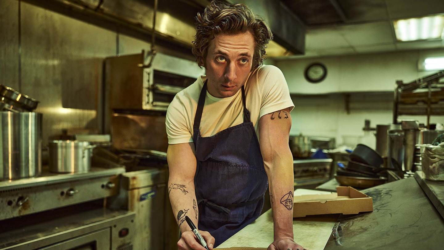 Ο Jeremy Allen White στο The Bear βρήκε το τέλειο jacket