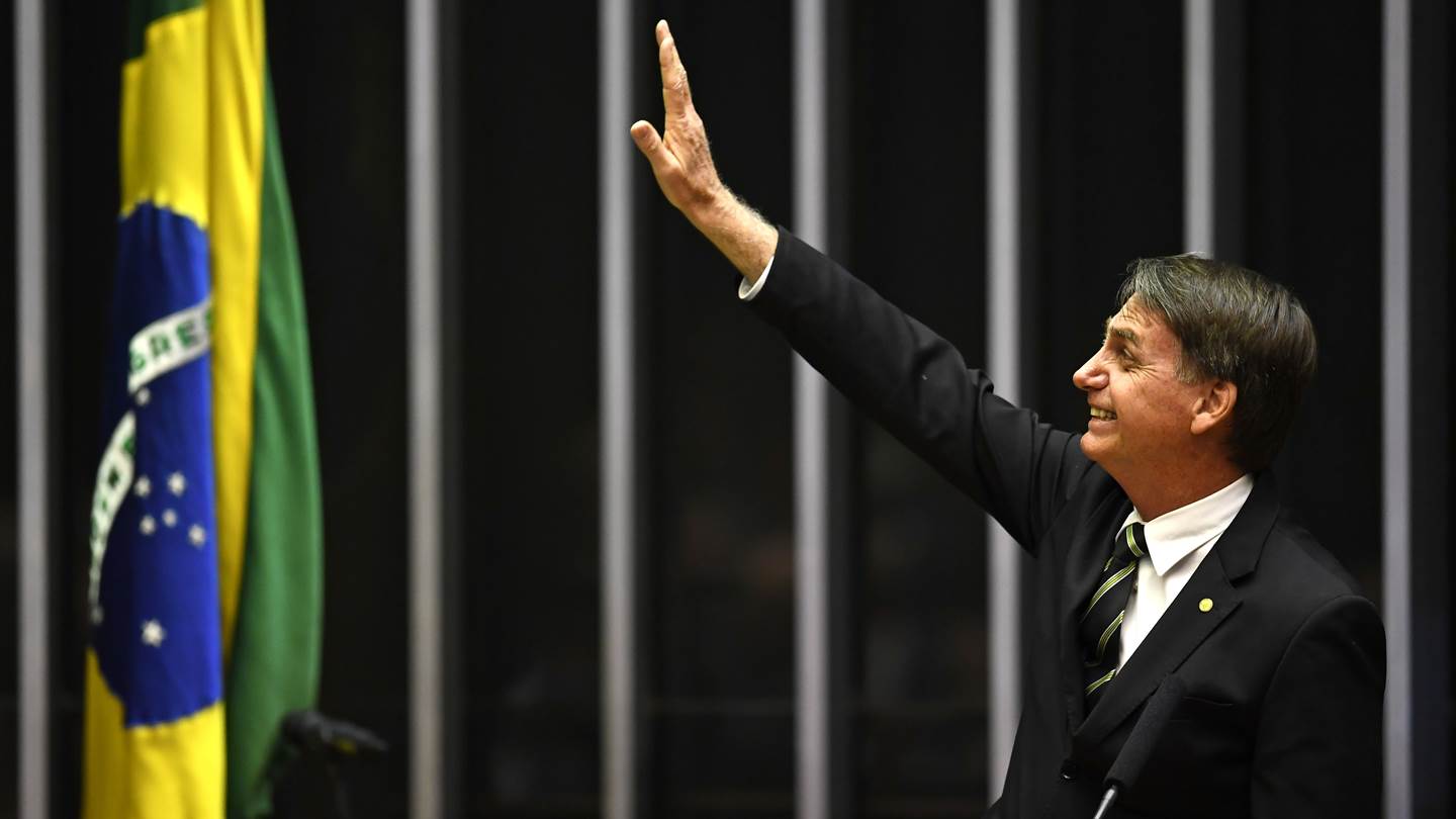 Κι όμως, η δημοτικότητα του Jair Bolsonaro αυξάνεται