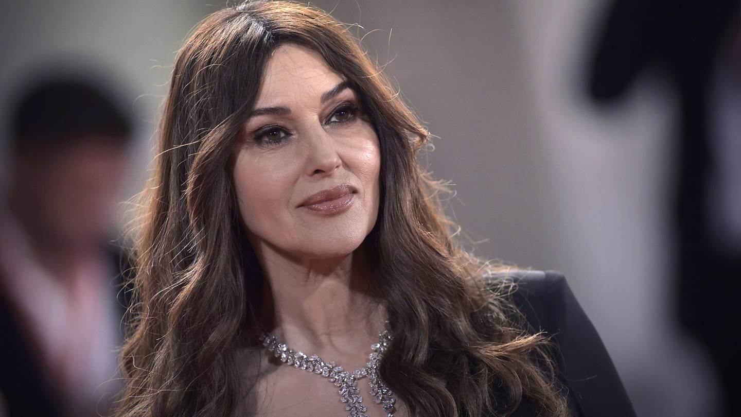 Η Monica Bellucci θα είναι πάντα το εξώφυλλο