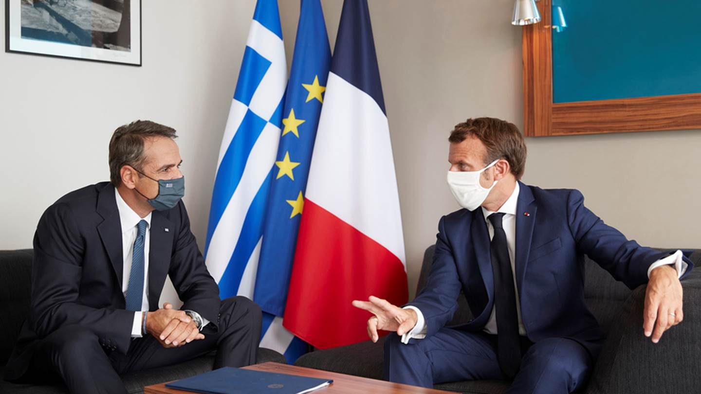 Τι συζήτησαν πίσω από τις κλειστές πόρτες οι Κυριάκος Μητσοτάκης και Emmanuel Macron