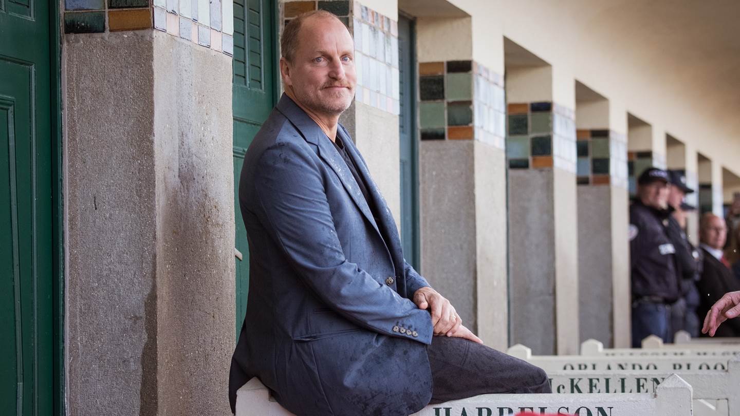 Κι αν ο πατέρας του Woody Harrelson σκότωσε τον Kennedy;