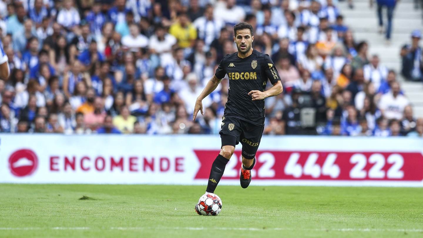 Ο αριστοκρατικός Cesc Fabregas τα φέρνει όλα στα μέτρα του