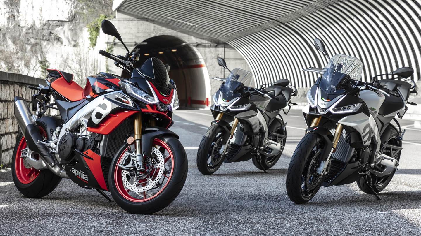 Η αναβαθμισμένη Hypernaked Aprilia Tuono V4