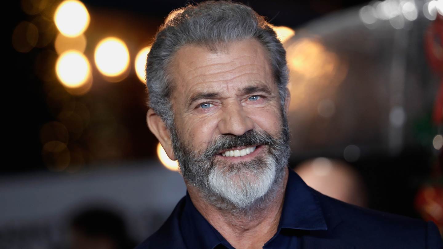 O Mel Gibson καταθέτει εναντίον του Harvey Weinstein