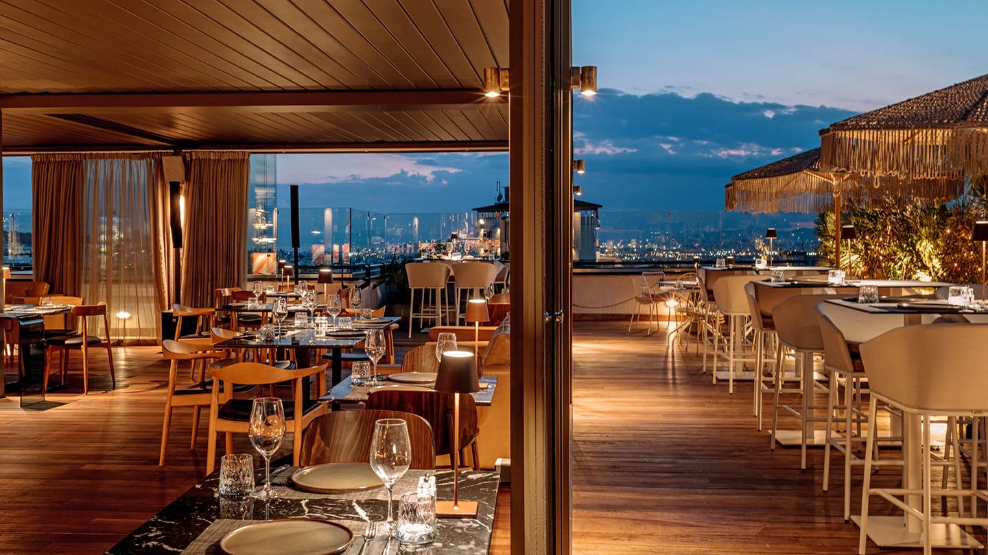 Ρομαντική Απόδραση στην Αθήνα: Γιορτάστε την ημέρα του Αγίου Βαλεντίνου στα Brown Hotels