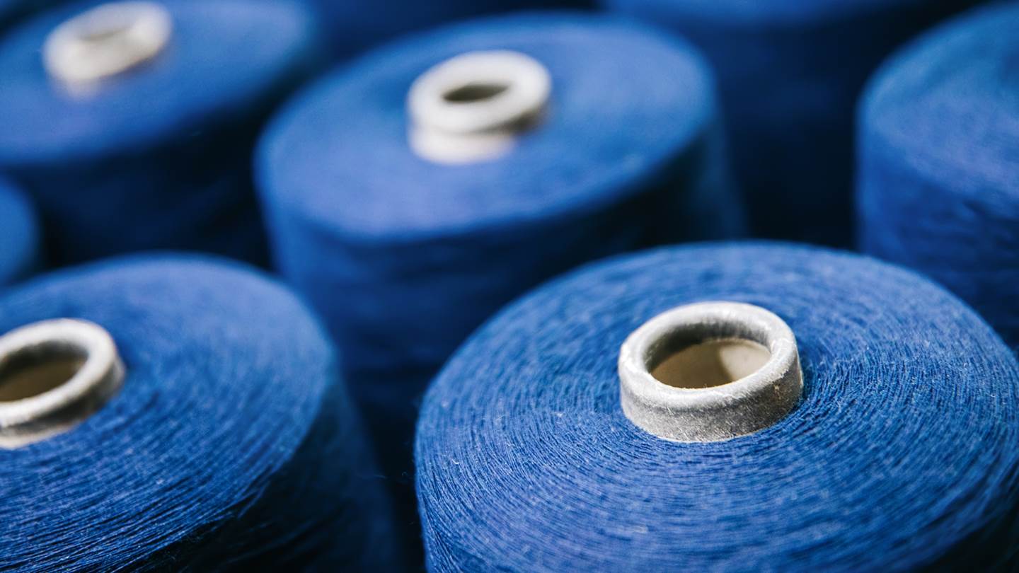 Κι όμως, υπάρχει 'έξυπνο' ύφασμα που αλλάζει σχήμα με τη θερμότητα και το κρύο