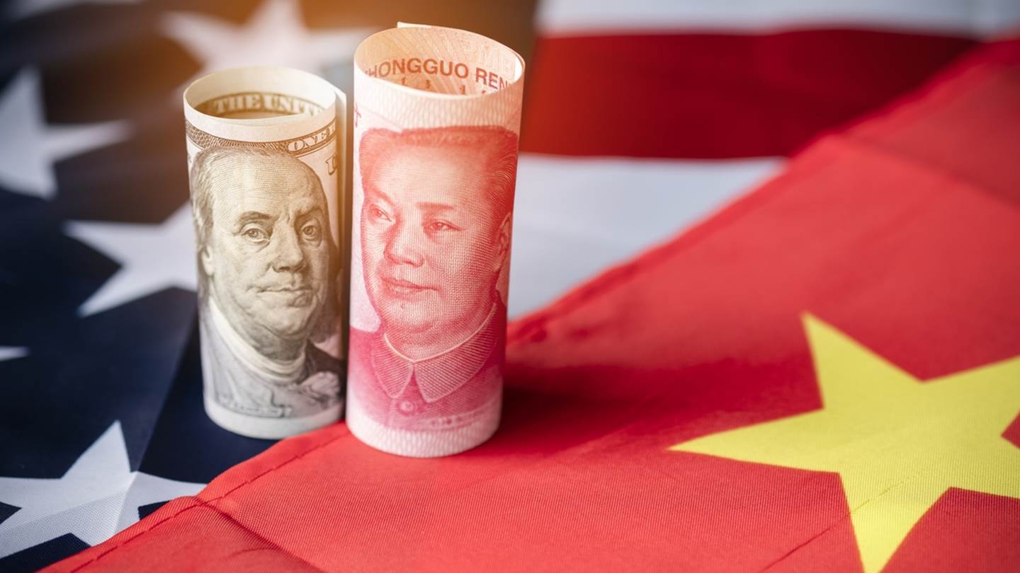 Ο ρόλος της Κίνας στην πτώση του δολαρίου