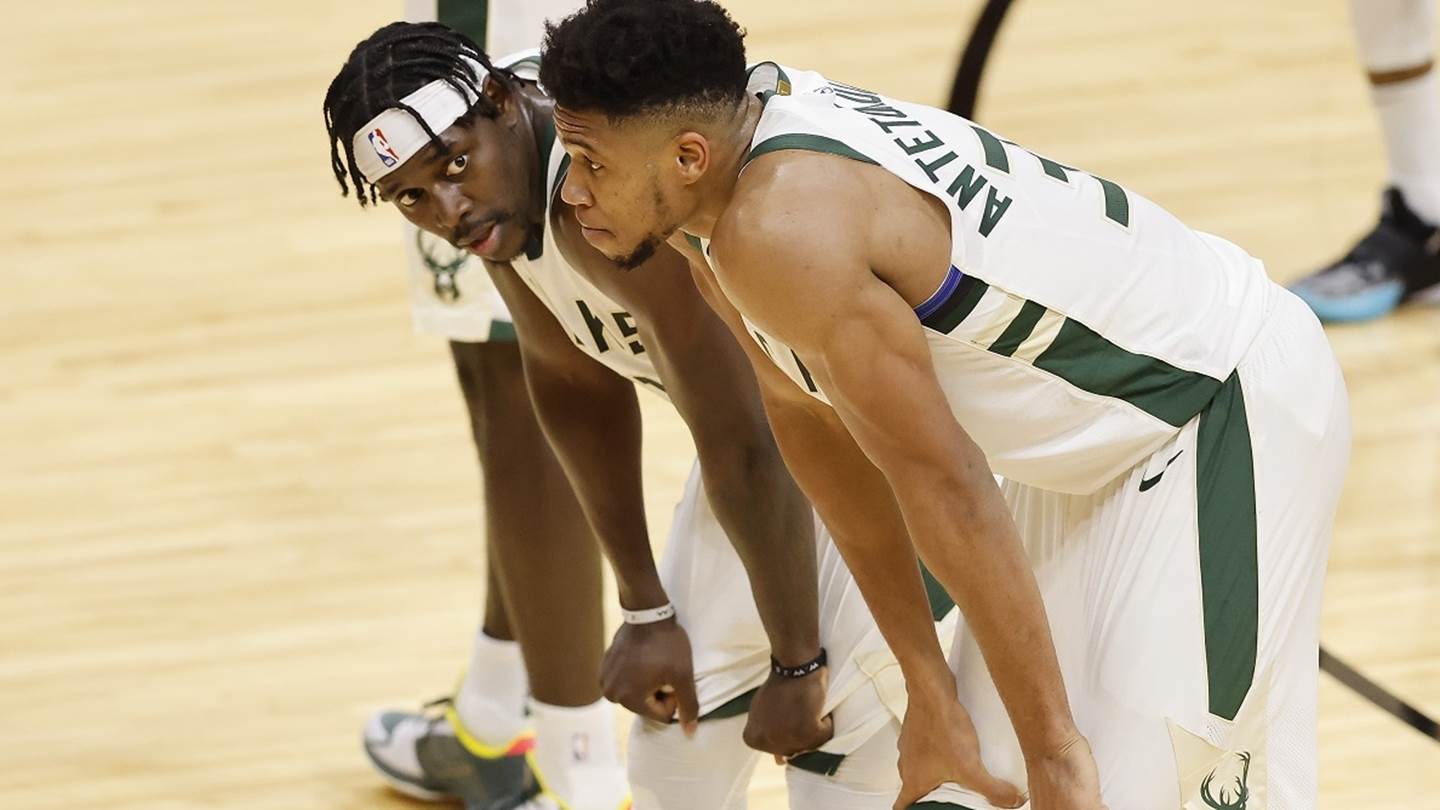 Οι Μιλγουόκι Μπακς μία ανάσα από τον αποκλεισμό