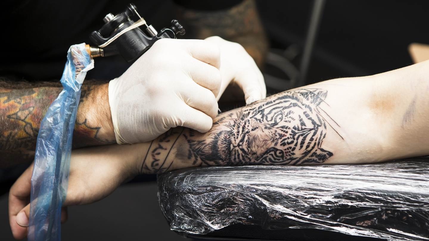 7 κρίσιμες ερωτήσεις που πρέπει να κάνεις στον εαυτό σου πριν κάνεις tattoo