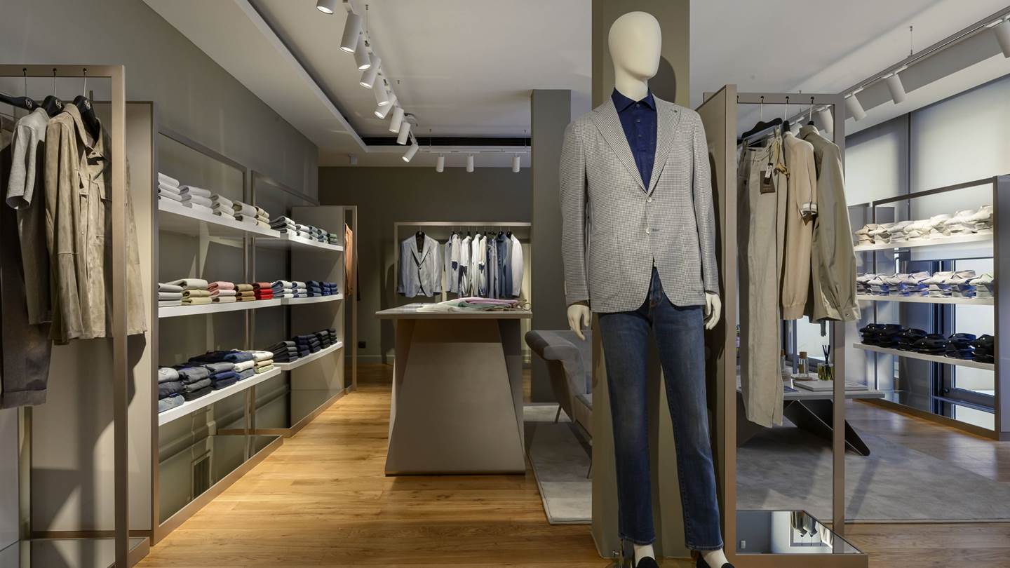 Από την Πόλη στην Αθήνα: Το ταξίδι μιας αυτοκρατορίας της μόδας