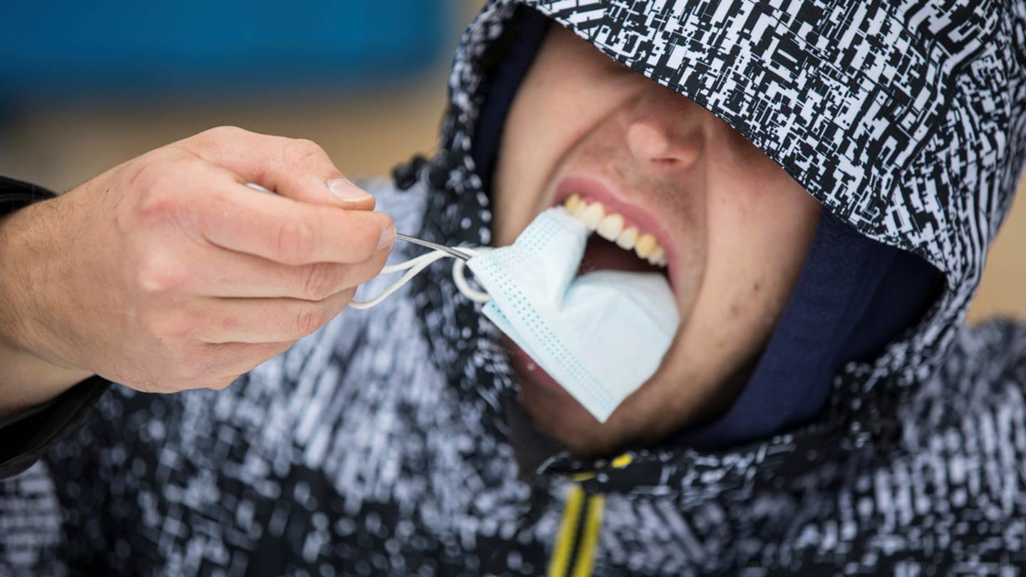 Ένα περίεργο σύμπτωμα της μετάλλαξης Όμικρον