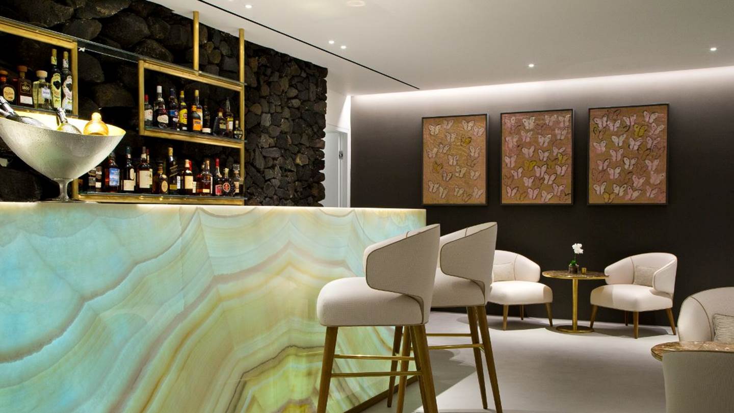 363 Bar by Baba Au Rum: Από την Κλειτίου στην Καλντέρα