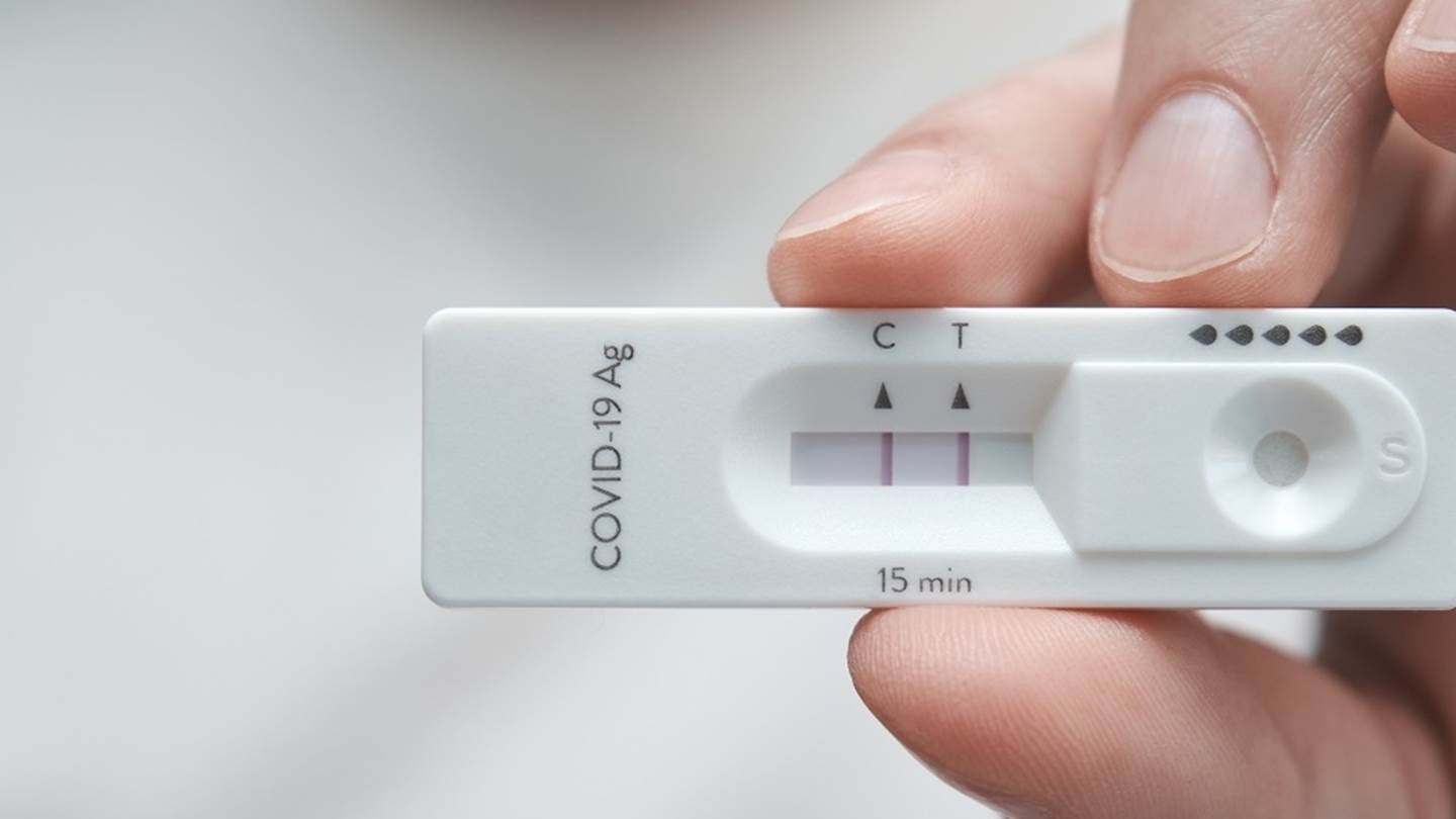 Κορονοϊός: 7.204 νέα κρούσματα σήμερα