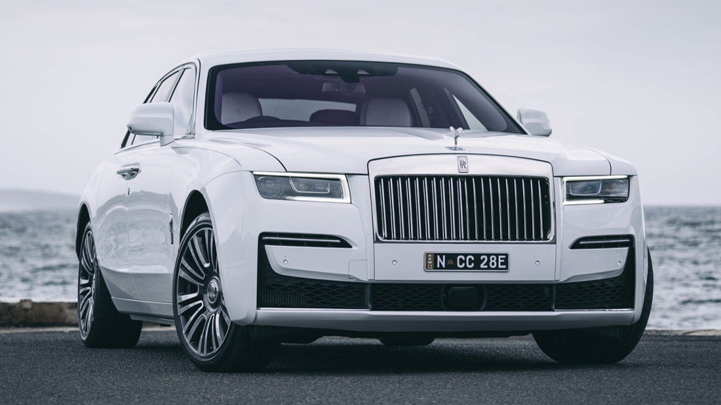 Η νέα Rolls-Royce Ghost είναι κάτι παραπάνω από ένα dream car