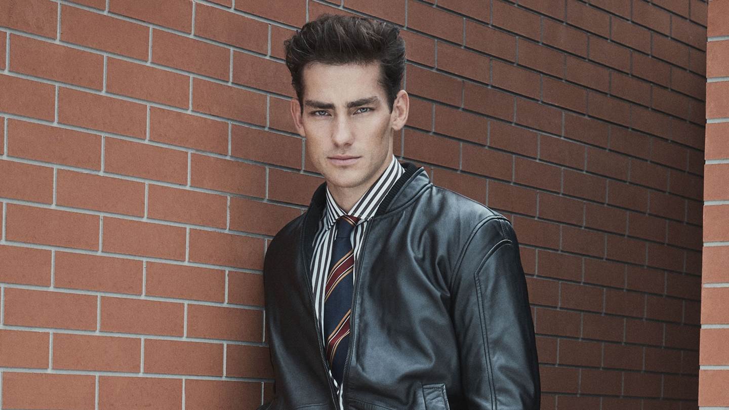 #SeasonFavorites: Βρήκαμε το δερμάτινο bomber για τις πιο γοητευτικές εμφανίσεις