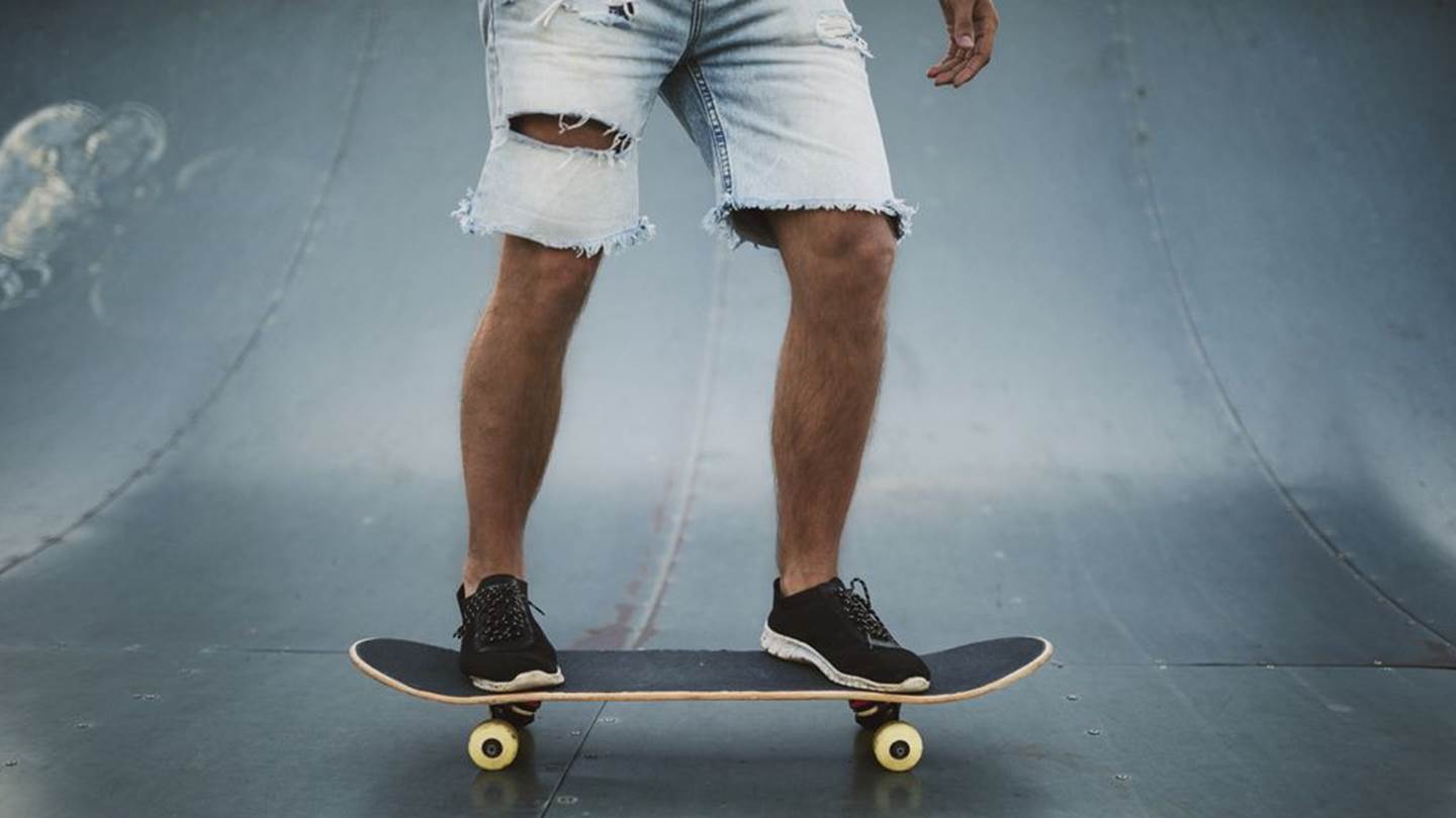 Τα denim shorts του καλοκαιριού