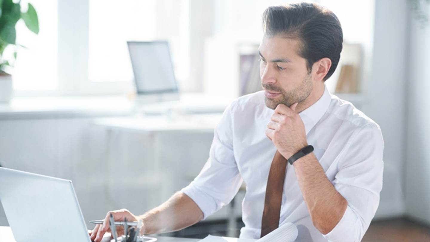 Εύκολο καλοκαιρινό office look σε 5 βήματα