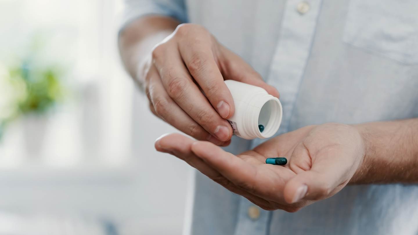 Μία βιταμίνη μάς προστατεύει από τον καρκίνο του προστάτη