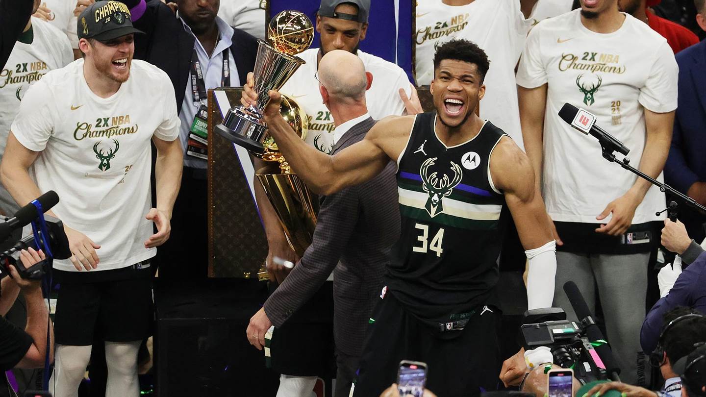 27 χρόνια Γιάννης Αντετοκούνμπο