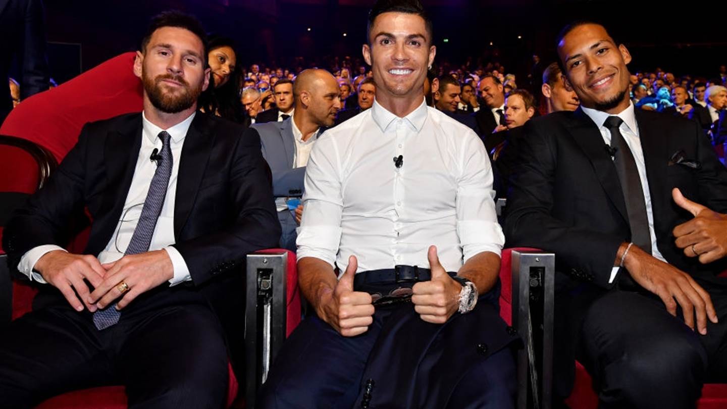 Πώς φτάσαμε στα σημερινά 'χρυσά συμβόλαια' του ποδοσφαίρου;