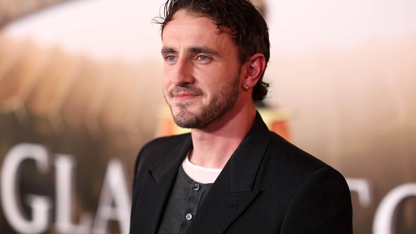 Ο Paul Mescal πουλάει τα ρούχα του Gladiator II