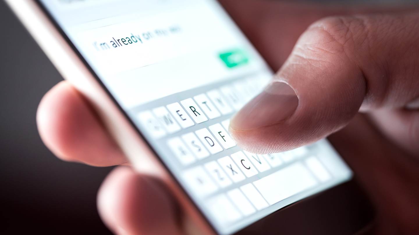 Ο χρόνος που χρειάζεσαι για να απαντήσεις σε ένα γραπτό μήνυμα, 'λέει' πολλά για σένα