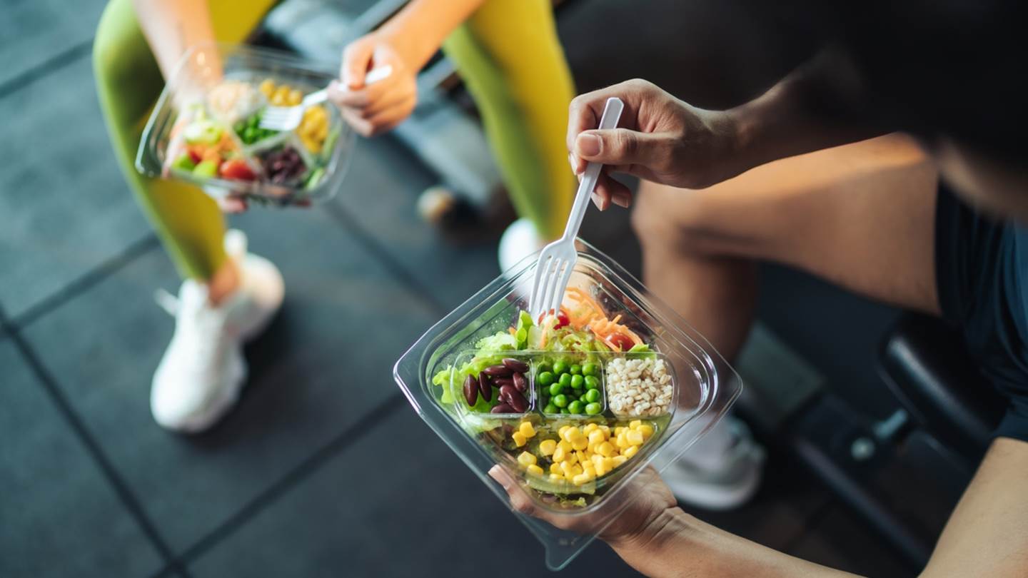 Επικίνδυνα διατροφικά κόλπα του Instagram και του TikTok που δεν πρέπει να 'χάψεις'