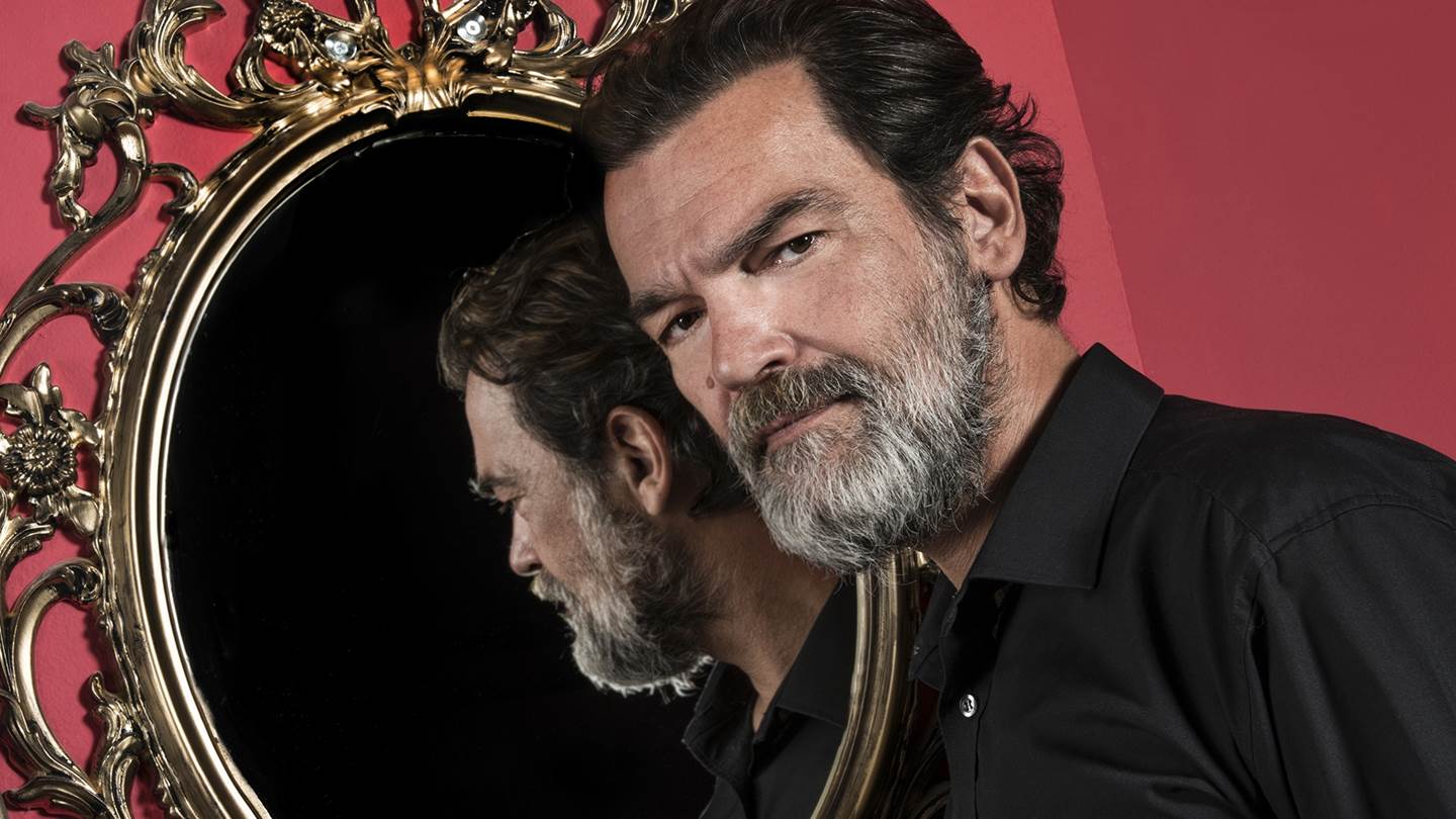 Ο Κωνσταντίνος Καζάκος είναι ένα μεγάλο παιδί