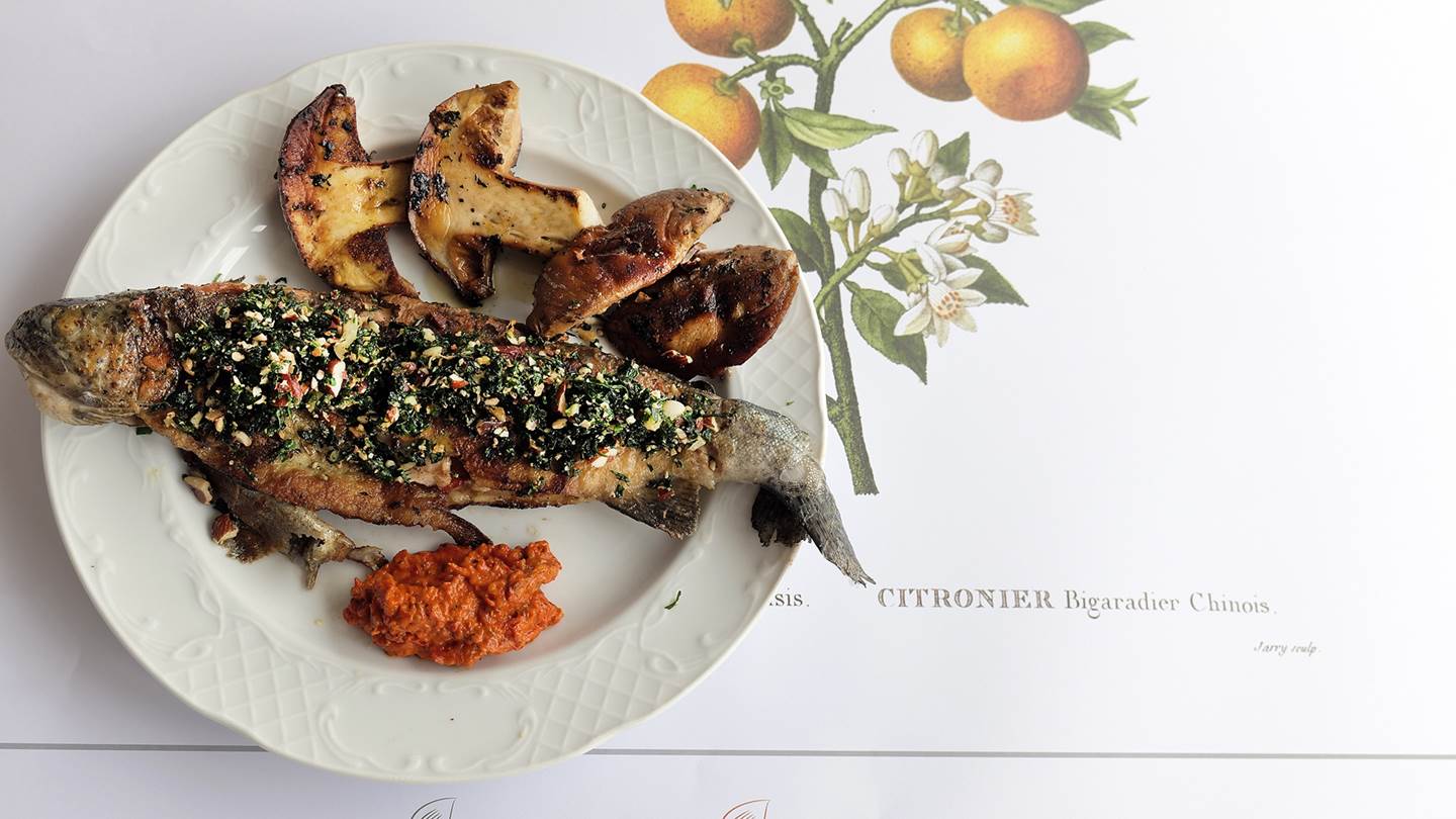 Για μια βραδιά στην Αθήνα: Ένα από τα πιο sui generis εστιατόρια της βόρειας Ελλάδας σερβίρει στη Γλυφάδα