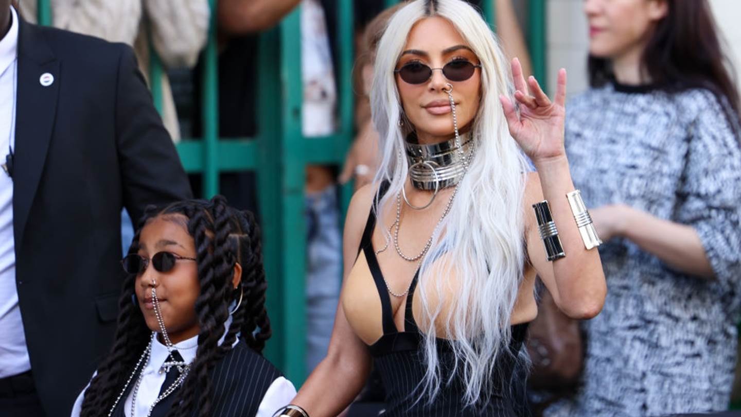 Kim Kardashian, μία επαγγελματίας socialite