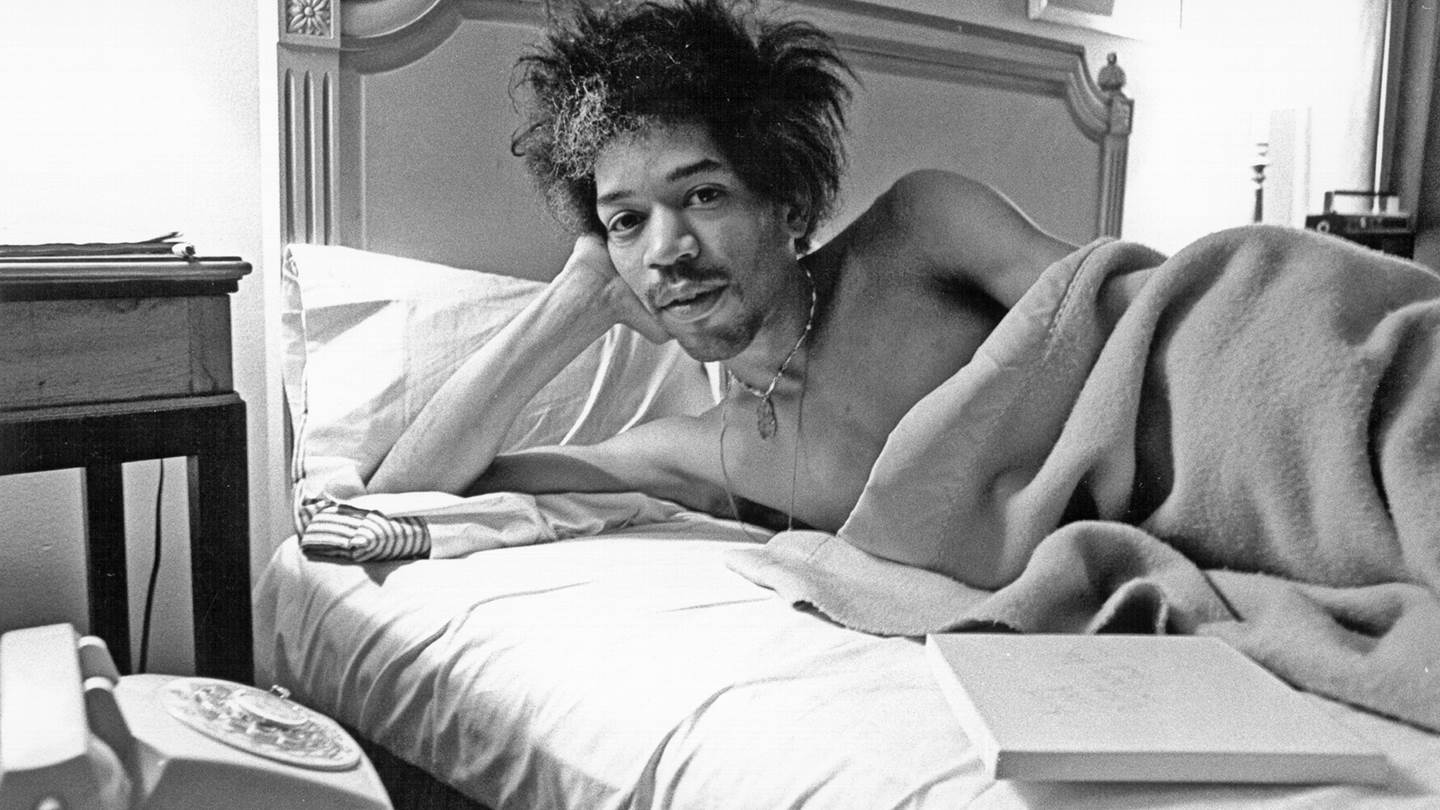 Ανακαλύπτοντας την πραγματική ιστορία της ζωής του Jimi Hendrix