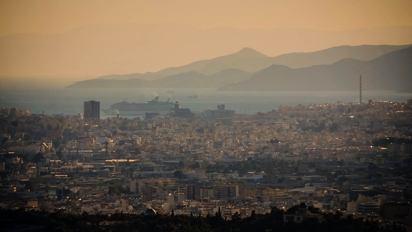 Η Αθήνα της αφρικανικής σκόνης κάνει κακό στο δέρμα μας, λέει πρόσφατη έρευνα