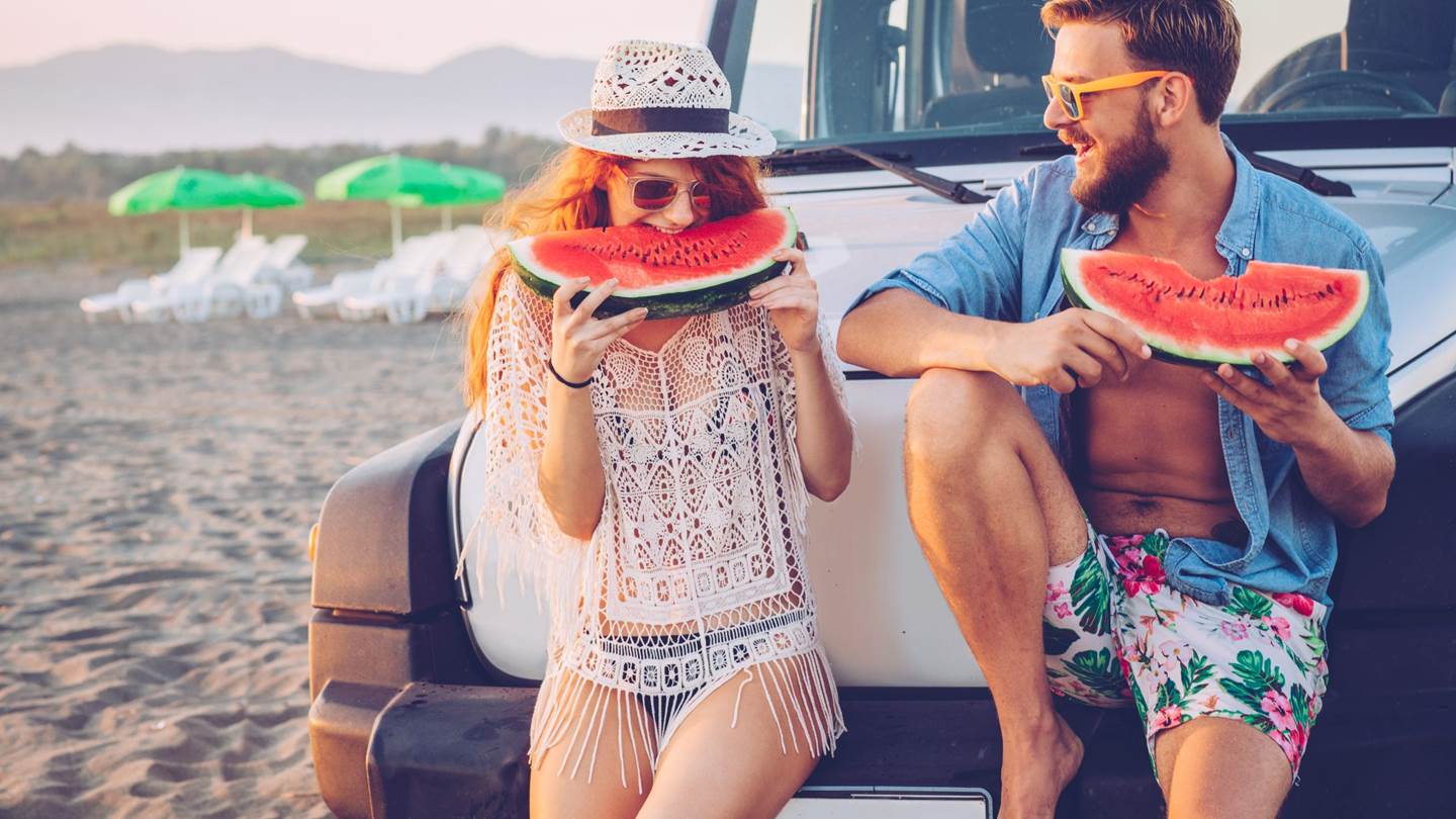 Και αυτό το καλοκαίρι τα μαγιό βουτάνε στα prints