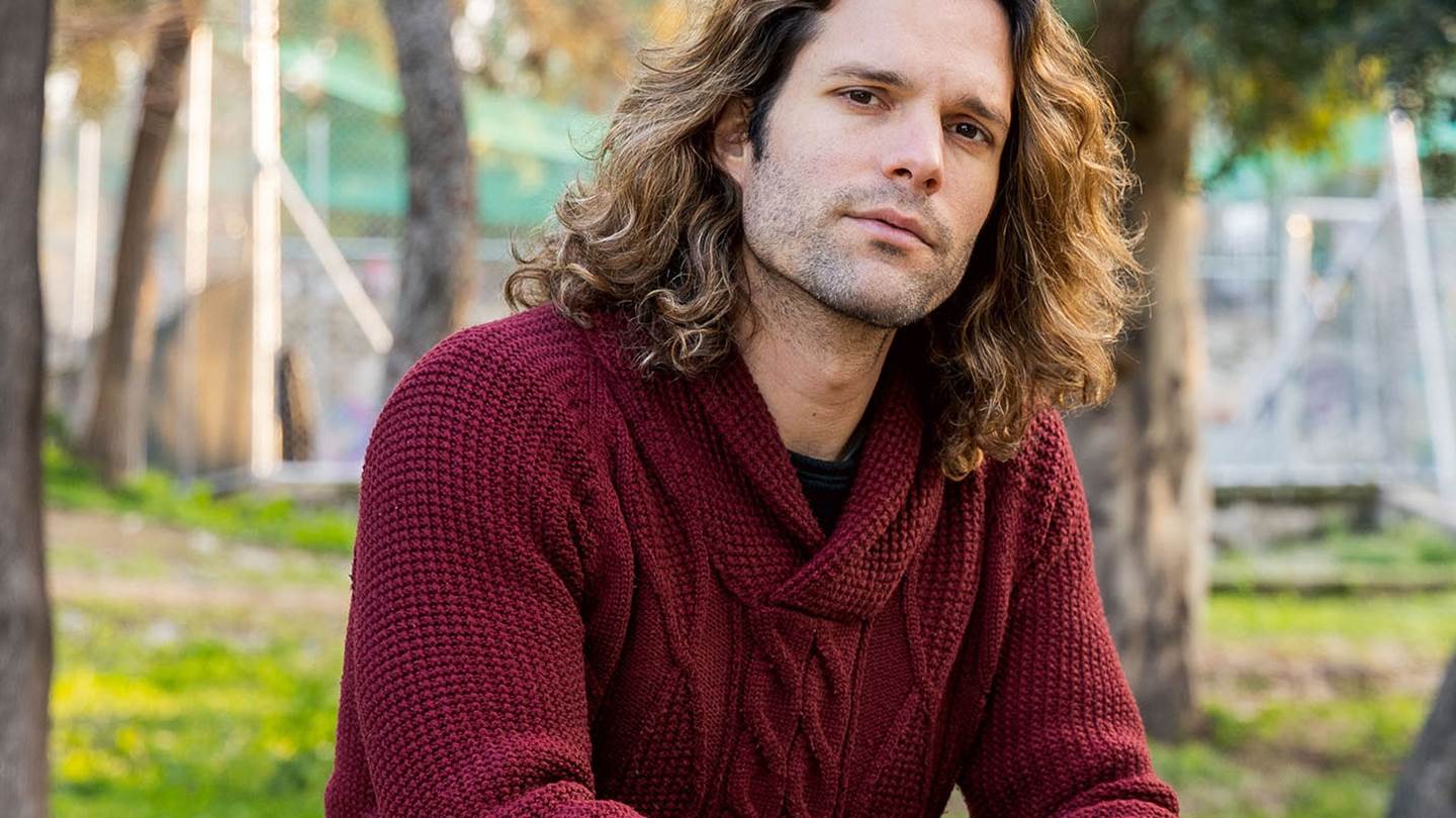 O Νικόλας Μπράβος δεν αφήνει τίποτα στην τύχη