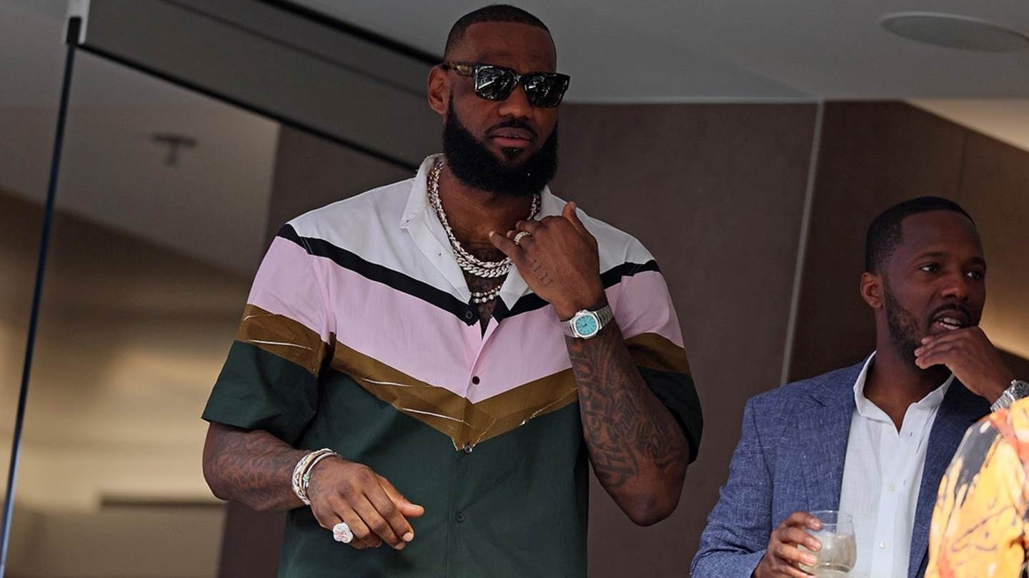 Το Patek Philippe του LeBron James από το Super Bowl κοστίζει -φυσικά- μια περιουσία