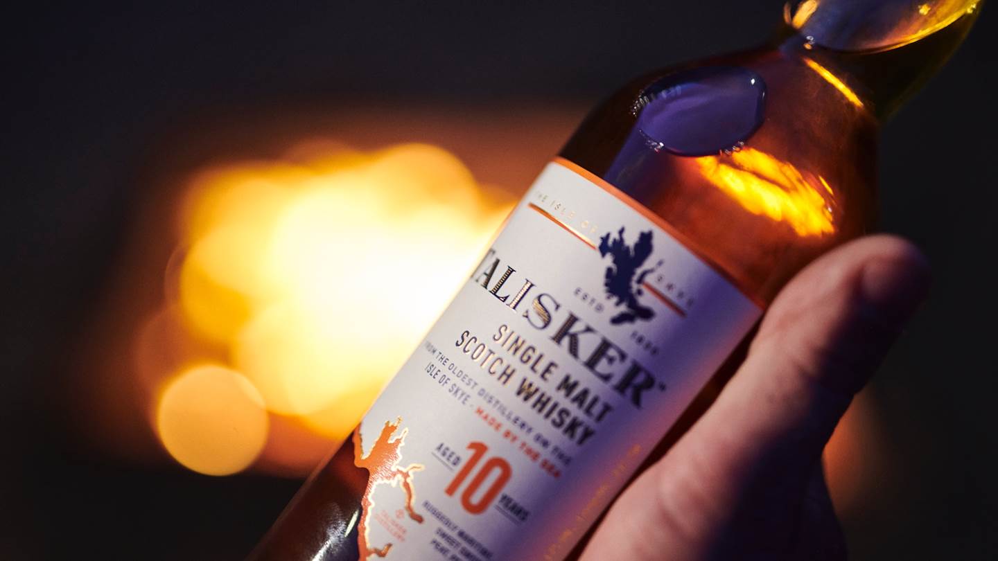 Το τέλειο χριστουγεννιάτικο δώρο: Ένα σκωτσέζικο single malt ουίσκι με θαλασσινό, πιπεράτο χαρακτήρα