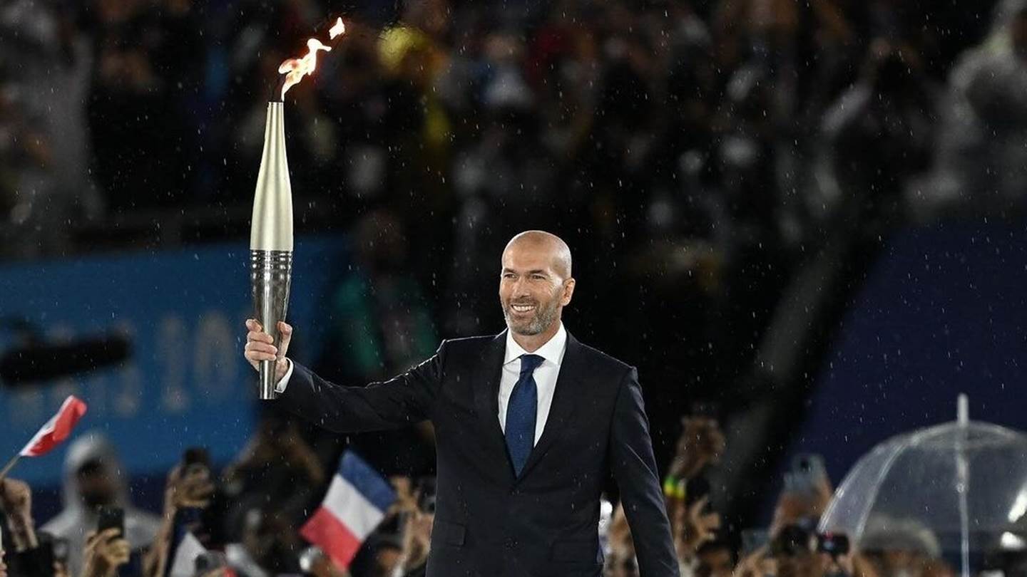 Όταν ο Zinedine Zidane έκλεψε την παράσταση στην τελετή έναρξης των Ολυμπιακών Αγώνων στο Παρίσι