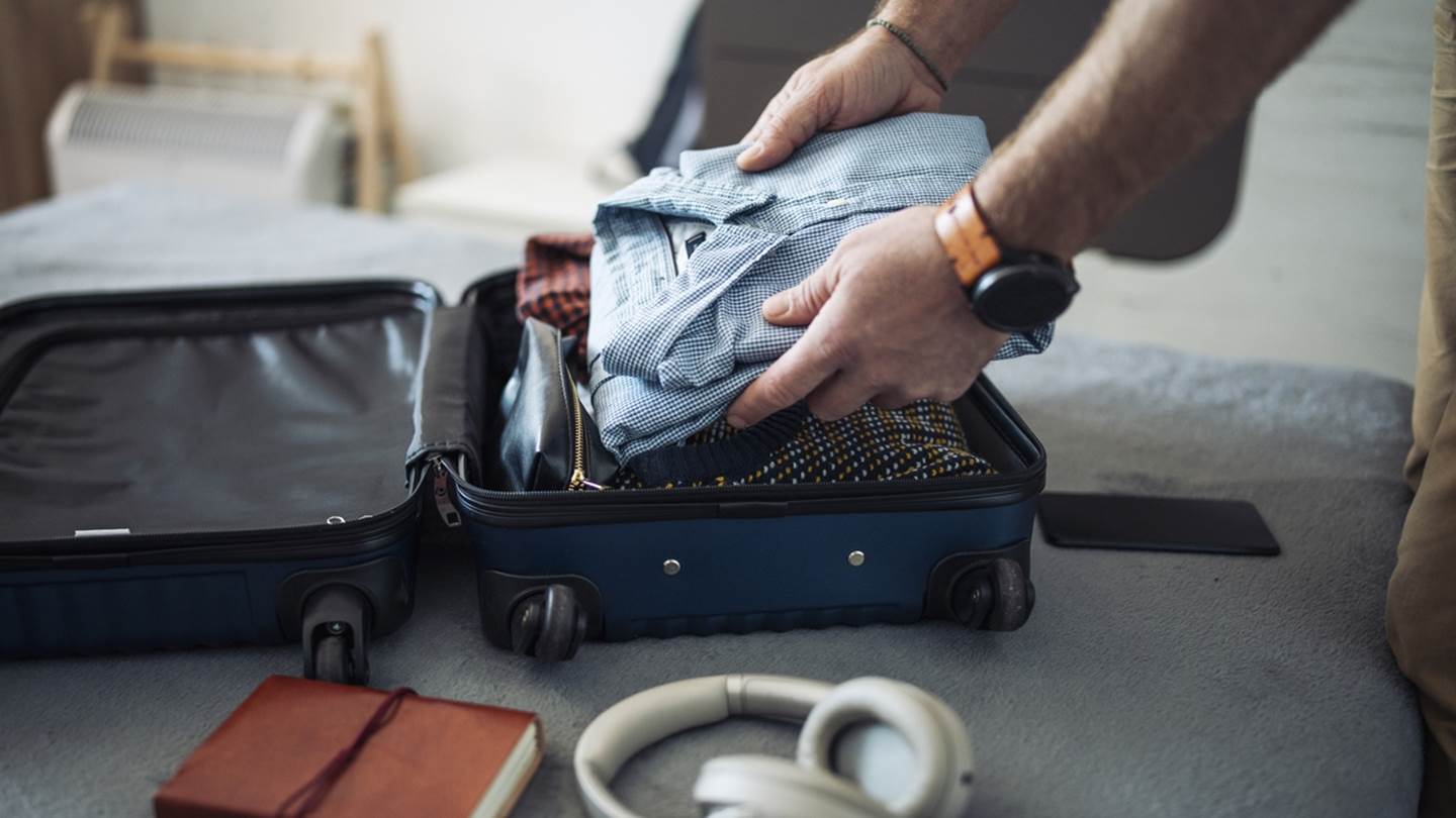 Πώς να μην τσαλακώνονται τα ρούχα σου στη βαλίτσα
