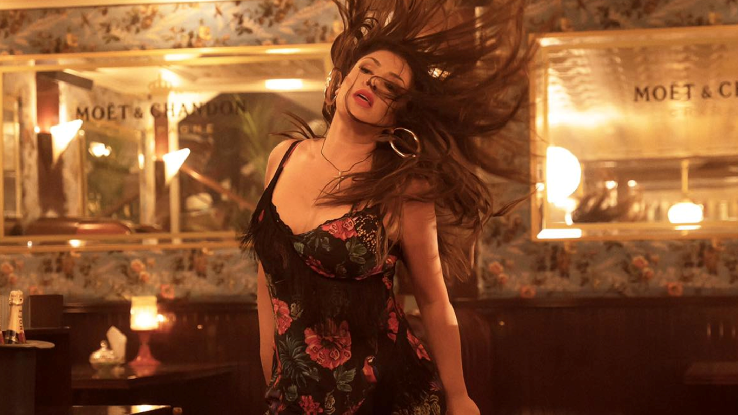 Η Έλενα Παπαρίζου ήταν, είναι και θα είναι θεά