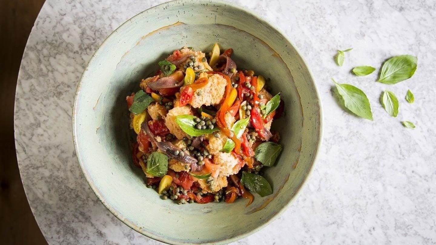 Panzanella, η νόστιμη σαλάτα της νηστείας