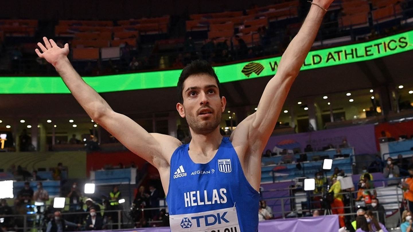 O Μίλτος Τεντόγλου επέστρεψε με 'σάπιο μετάλλιο' στην Ελλάδα