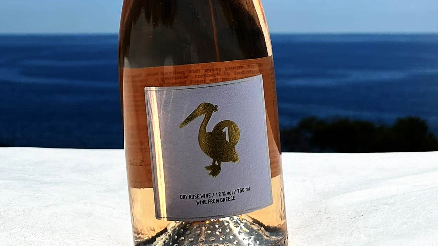 Mykonos Charm: Όταν το νησί των Ανέμων συνάντησε την Προβηγκία