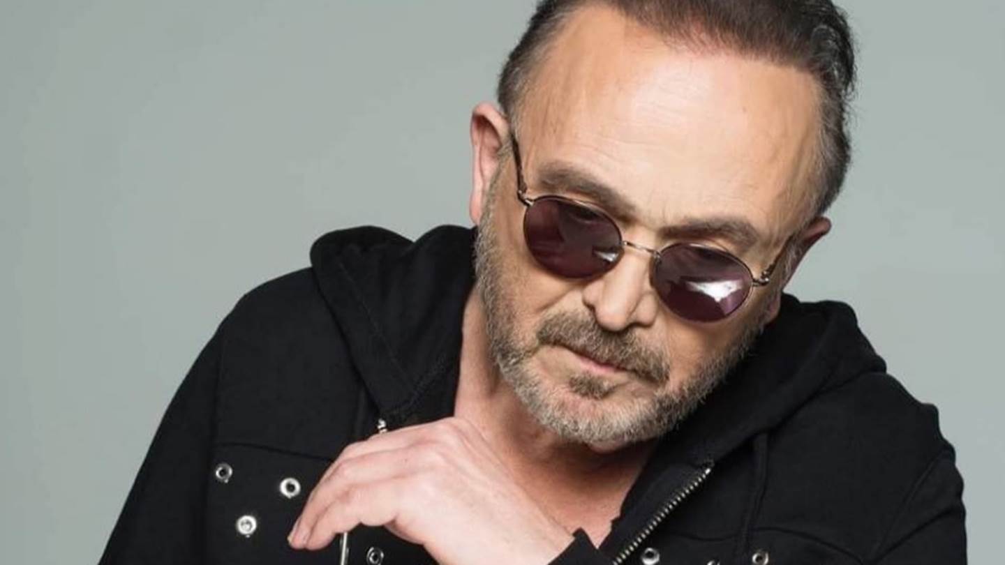 Ο Σταμάτης Γονίδης έκανε το μονοδοσικό εμβόλιο 'γιατί δεν έχει μέσα τον χιμπαντζή'