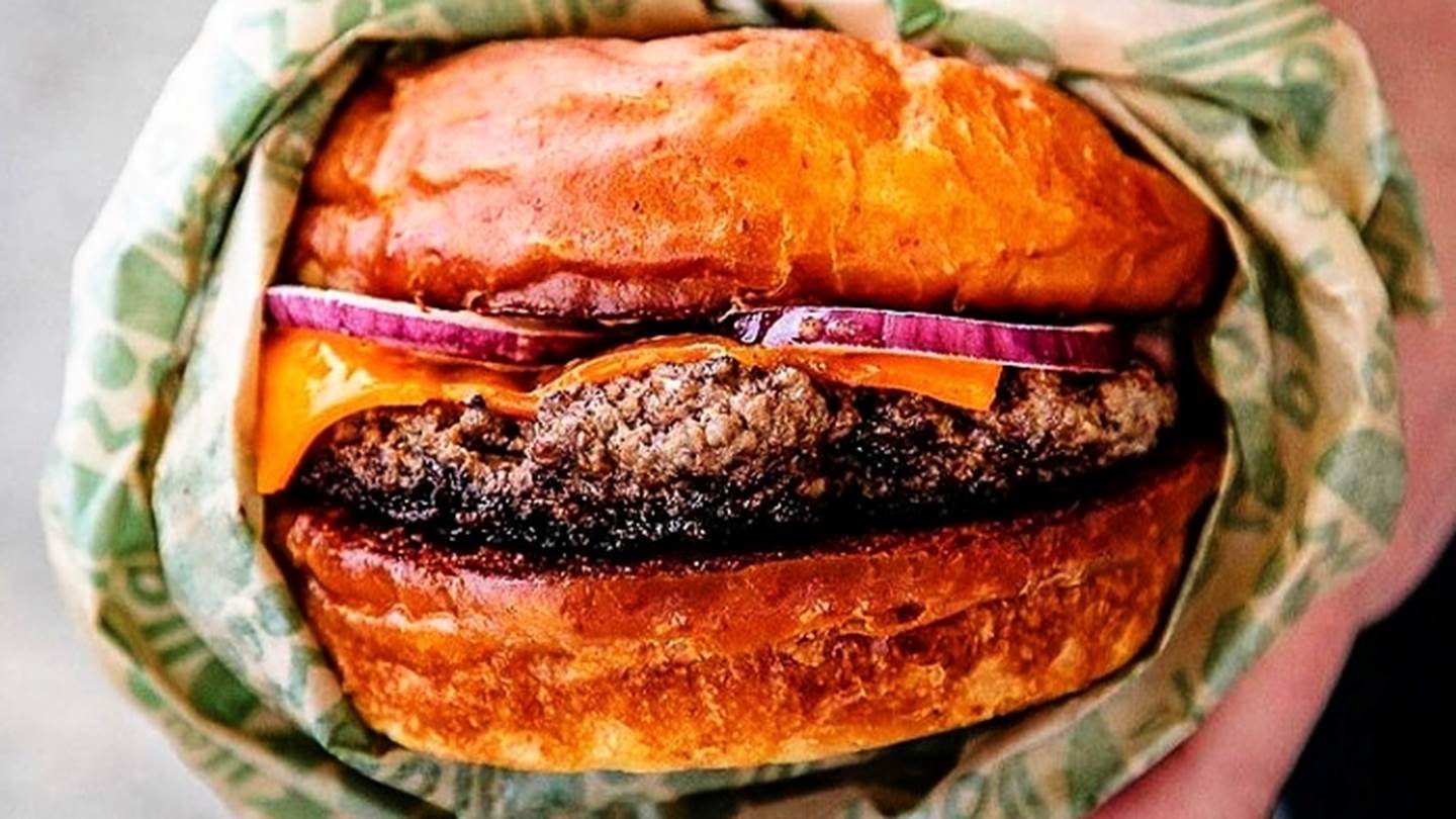 Θα έπαιρνες ποτέ burger σε ένα high-end εστιατόριο;